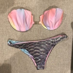 Exclusive Mermaid Wildfox Shell Bikini